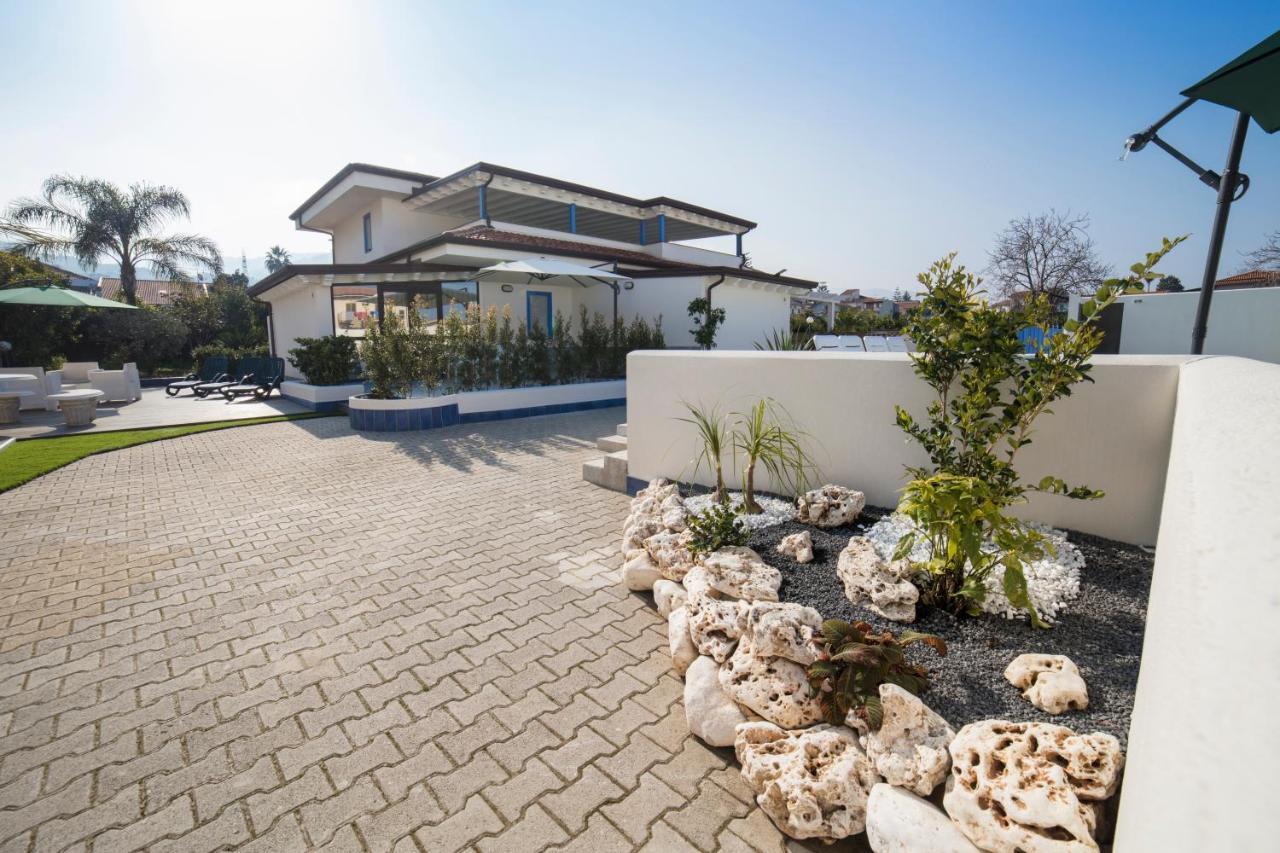 Villa Concettina Capo dʼOrlando Exterior foto